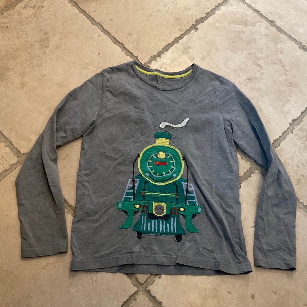 Mini Boden gray green appliqued‎ train sz 11-12 long sleeve t-shirt